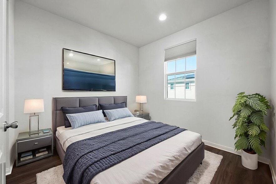 Building Photo - 8887 Orangethorpe Ave