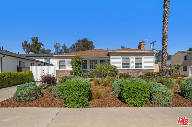 Primary Photo - 6043 Dauphin Ave.