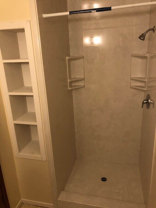 Building Photo - stbo01