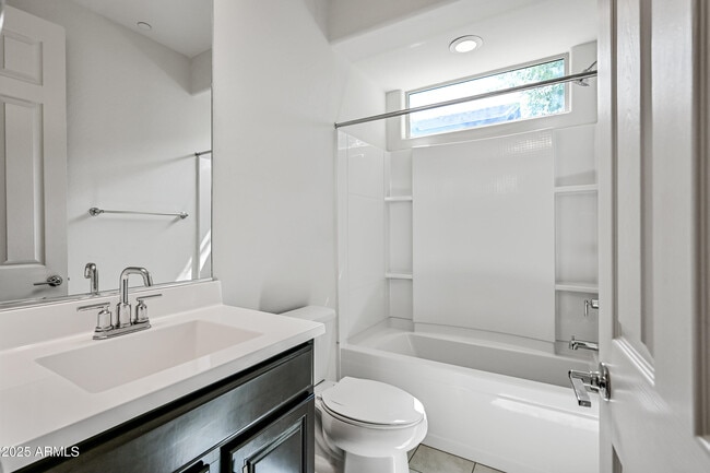 Building Photo - 9648 E Timpani Ln