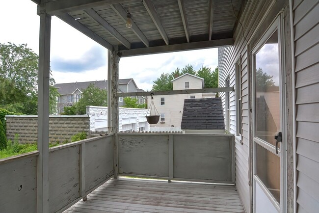 Building Photo - 108 Beacon St