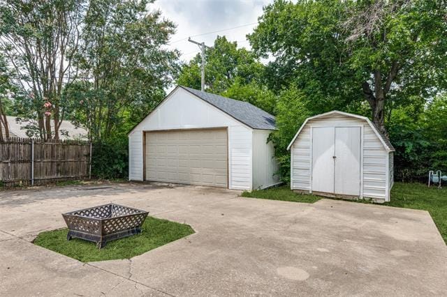 Building Photo - 3558 Stadium Dr