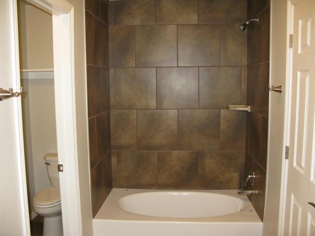 Building Photo - 11604 Surrey Villas Ct