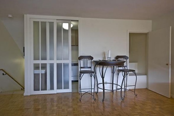 Building Photo - 129 Chiswick Rd