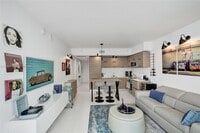 Building Photo - 1300 S Miami Ave