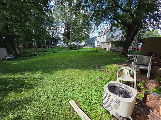 Building Photo - 603-605 Ripley Ave