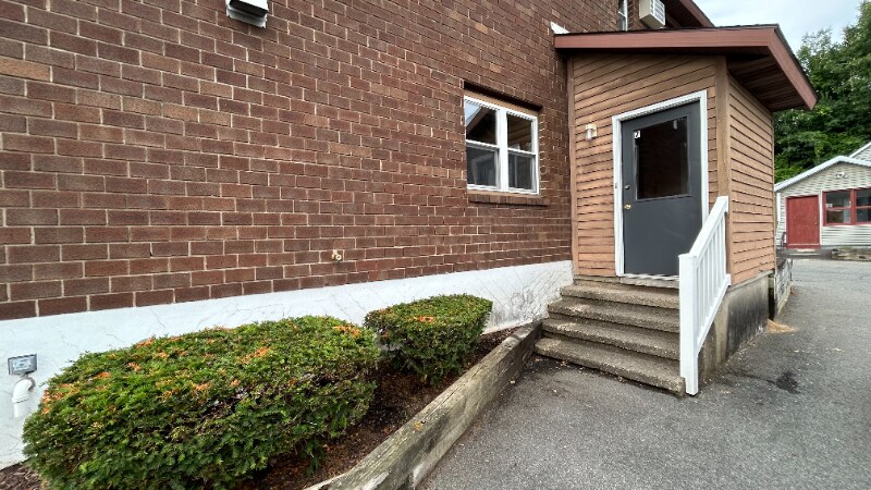 Building Photo - 3736 Carman Rd