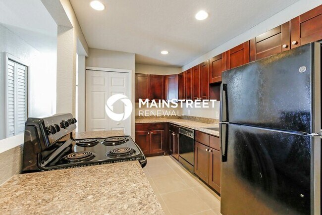 Building Photo - 4 Bedroom Pet-Friendly Home in Lauderhill, FL with Main Street Renewal