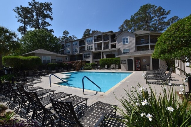 Building Photo - 1 BR / 1 BA at Brighton Bay