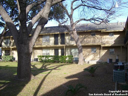 Building Photo - 923 Vance Jackson Rd