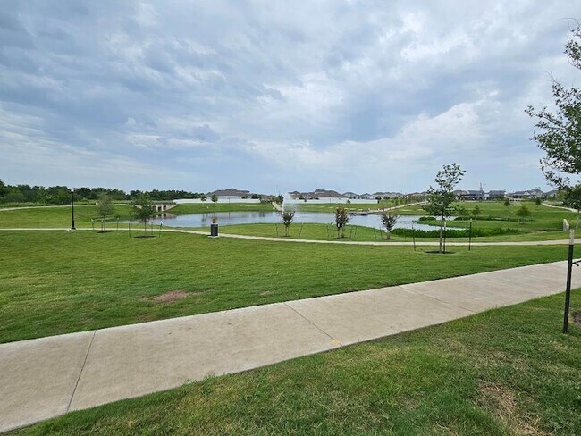 Building Photo - 110 Lavender Ln