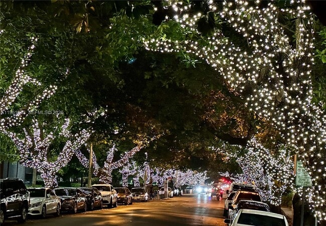 Building Photo - 1020 Meridian Ave