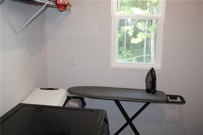 Building Photo - 3520 Pickens Lndg Dr