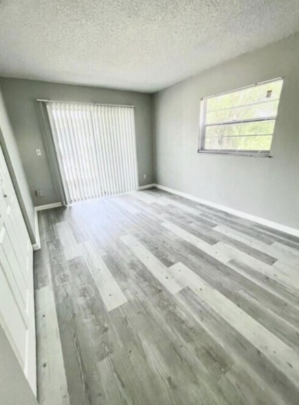 Building Photo - 1497 40th Ave