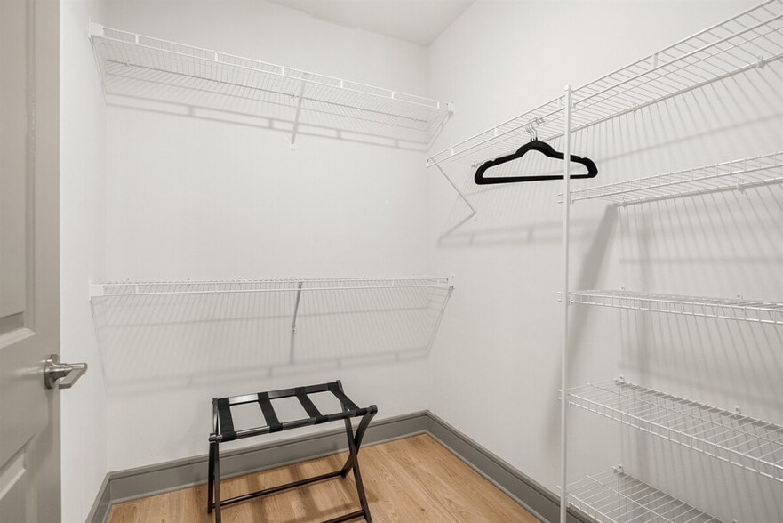 Building Photo - 8936 Williams Cir