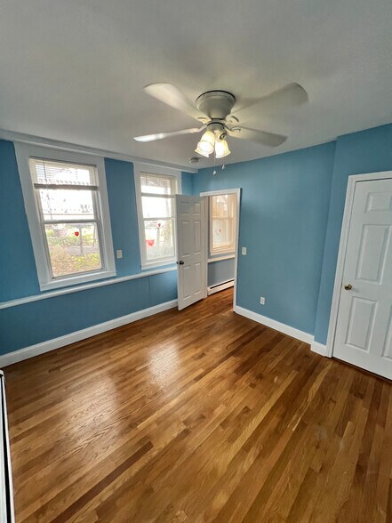 Building Photo - 12 Webster St