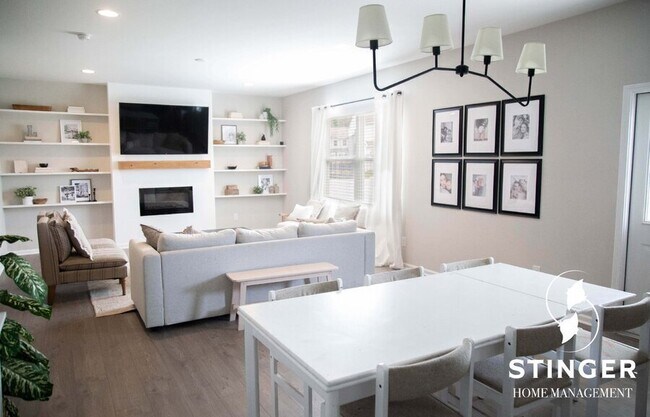 Building Photo - 24 Chauga St