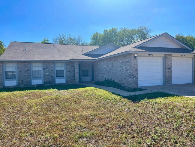 Building Photo - 8808 Meadow Range St