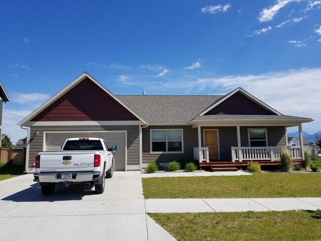 Building Photo - 25 Baldy Ct