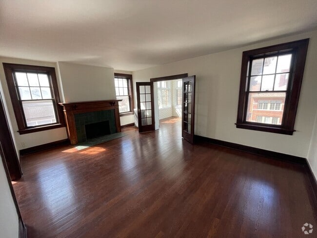 Building Photo - 2101 N Pennsylvania St