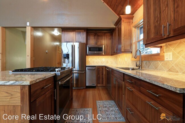 Building Photo - 4 br, 3 bath House - 13020 Lupine Road