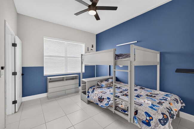 Building Photo - 16293 Melogold Dr