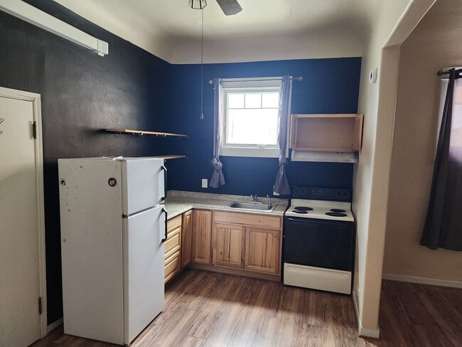 Building Photo - Downtown Flagstaff Living – Stylish Condo ...