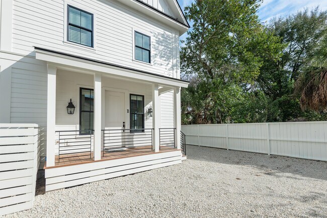 Building Photo - 759 Rutledge Ave