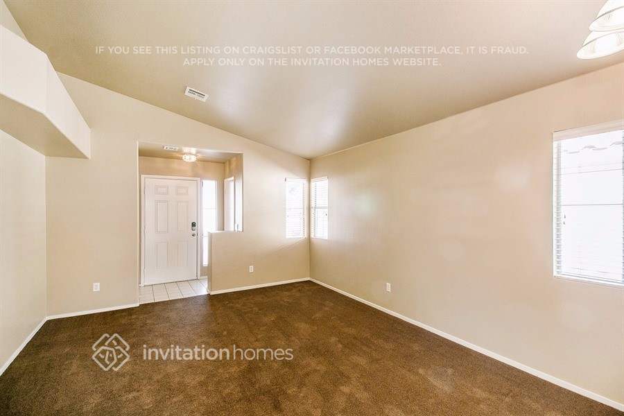 Building Photo - 7285 Golden Star Ave