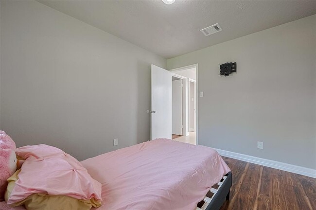 Building Photo - 14330 Templar Ln