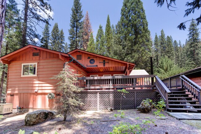 Building Photo - 8067 Chilnualna Falls Rd