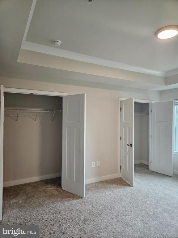 Building Photo - 708 Sky Bridge Dr