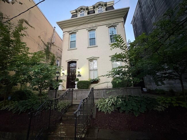 Building Photo - Lion House Pottsville
