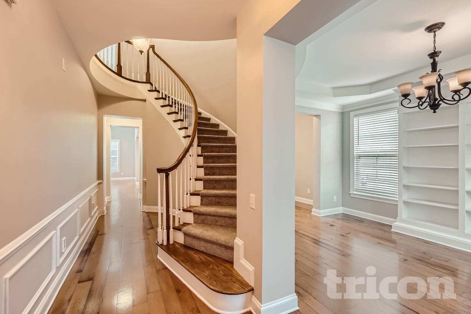 Building Photo - 303 Trillium St NW