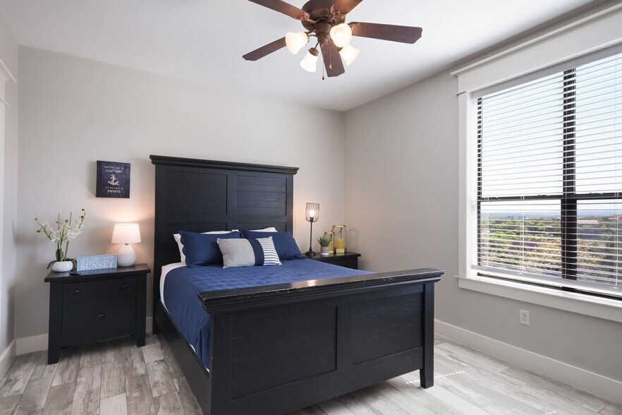 Building Photo - 17804 Maritime Point