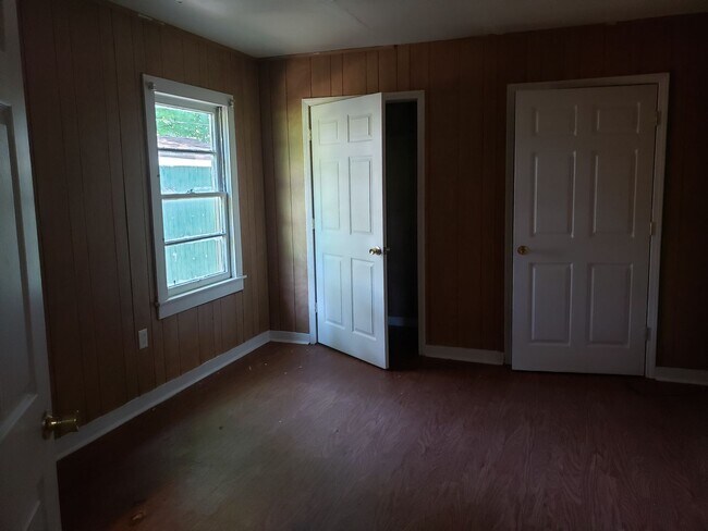 Building Photo - Home for rent