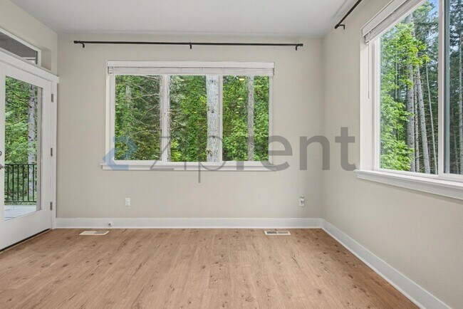 Building Photo - 8565 SW 176th Ave