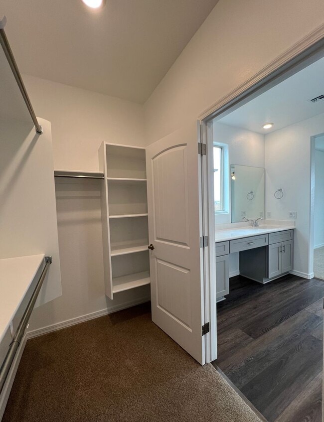 Building Photo - Brand New Home In Pronghorn Ranch!