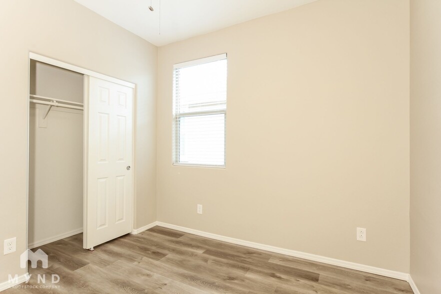 Building Photo - 7340 W Preston Ln