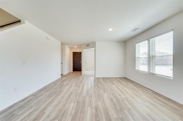 Building Photo - 16048 Isles Dr