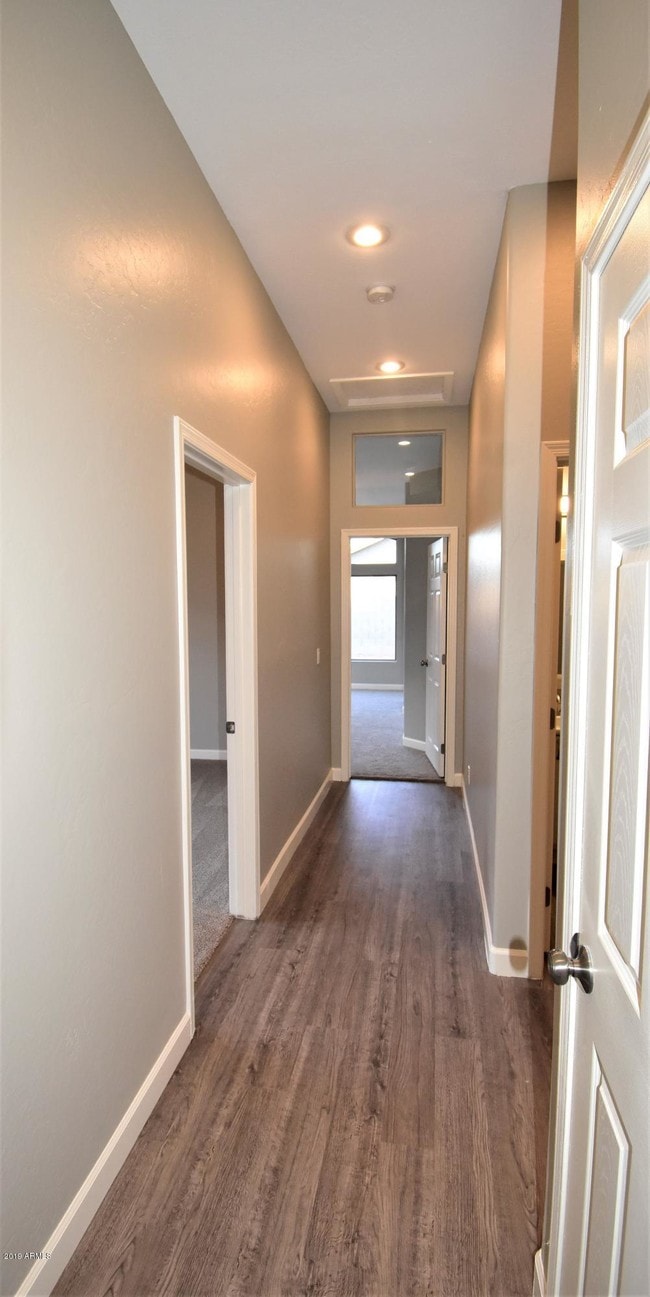 Building Photo - 9430 W Elm St