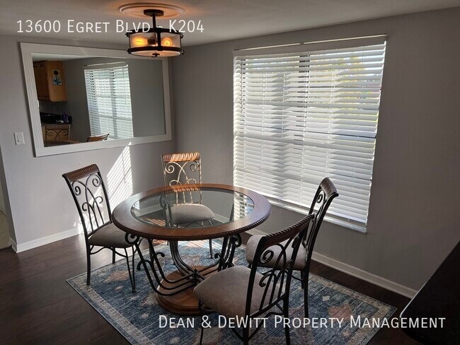 Building Photo - 13600 Egret Blvd