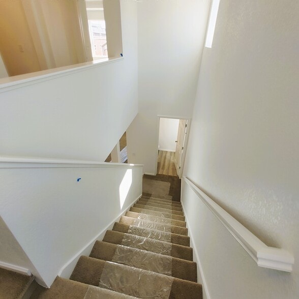 Building Photo - 18901 E 66th Pl