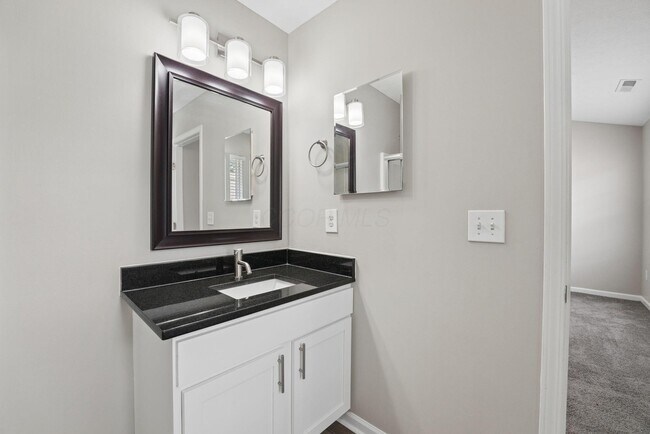 Building Photo - 2045 River Rock Way