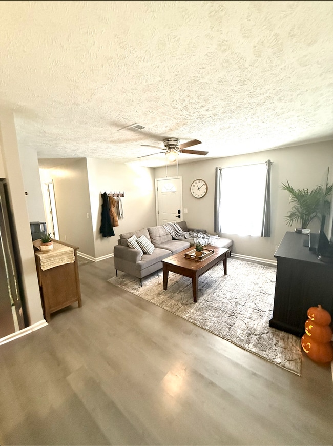 Building Photo - Beautiful 4 Bedroom Home with Bonus Room – $1650.00/Month