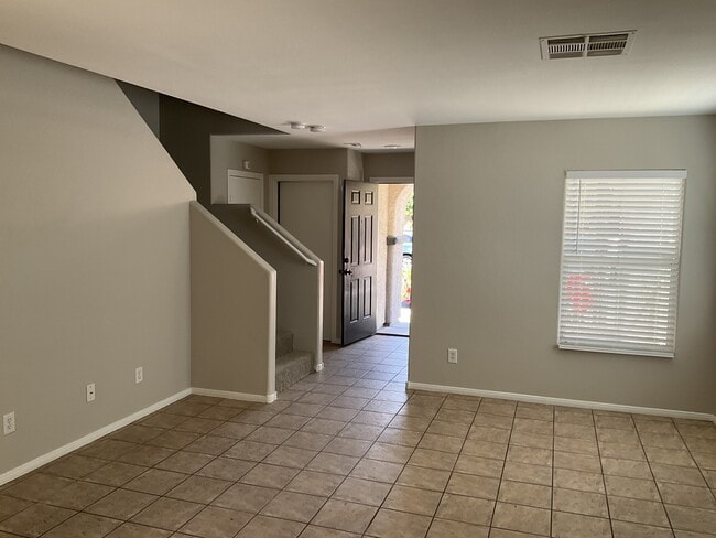 Building Photo - 8975 Spring Peeper Ave