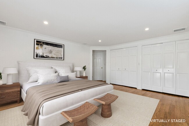 Building Photo - 18 Echo Ln