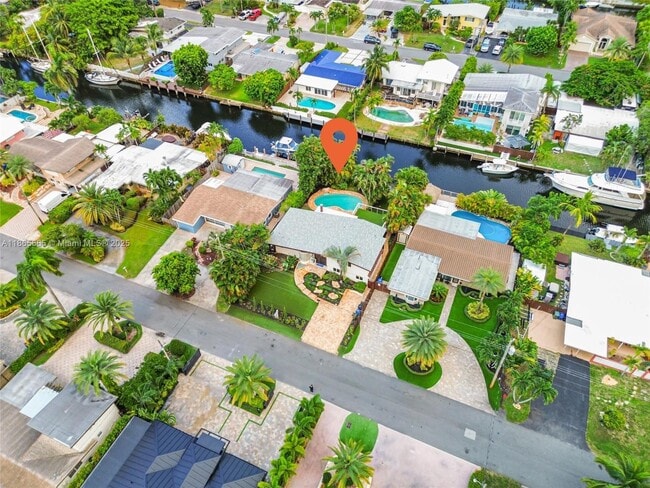 Building Photo - 2530 Okeechobee Ln