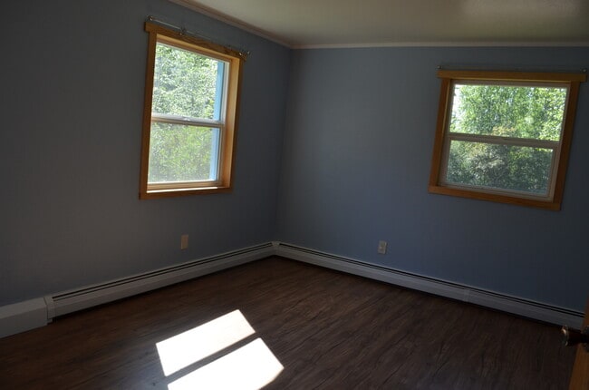 Building Photo - Beautiful 3 bd, 2 bath home for rent in Fa...
