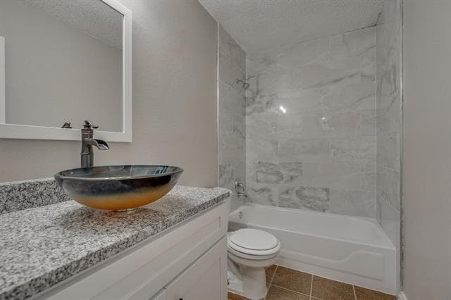 Building Photo - 1029 Beechwood Dr